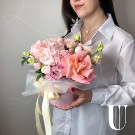 Kwiaty w pudełku na kapelusze „Afrodyta”