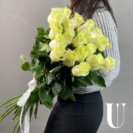 Bukiet „Mondial 25 róż 80 cm”