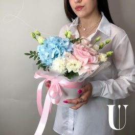 Kwiaty w pudełku na kapelusze „Paryski Ogród”