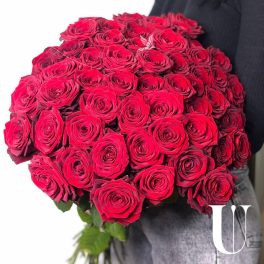 Bukiet „Red Naomi 51 róż”